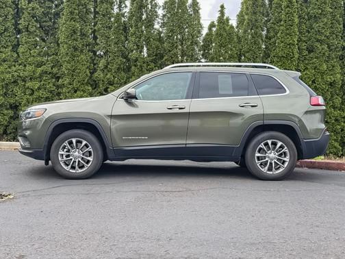 Olive Green Pearlcoat 2021 Jeep Cherokee Latitude Plus