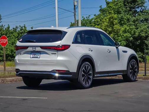 Rhodium White Premium 2026 Mazda CX-90 PHEV Premium Plus