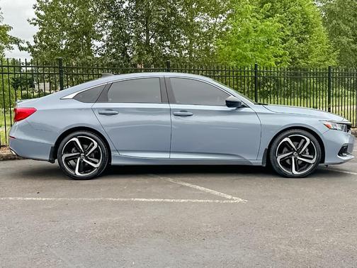 Blue 2022 Honda Accord Sport 2.0T