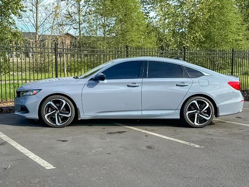 Blue 2022 Honda Accord Sport 2.0T