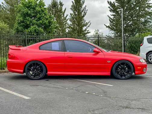 Torrid Red 2004 Pontiac GTO