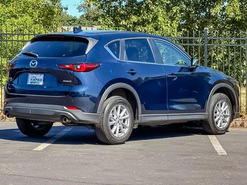 Deep Crystal Blue Mica 2023 Mazda CX-5 2.5 S Select Package