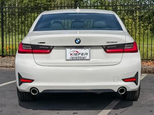Alpine White 2021 BMW 330 i xDrive