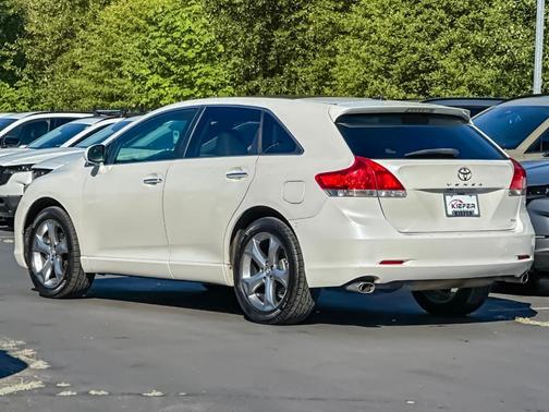 Blizzard Pearl 2010 Toyota Venza