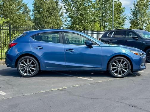 Eternal Blue Mica 2018 Mazda Mazda3 Touring