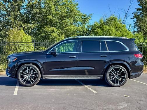 Obsidian Black Metallic 2021 Mercedes-Benz GLS 580 Base 4MATIC