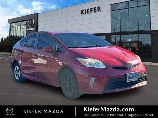Barcelona Red Metallic 2015 Toyota Prius Two
