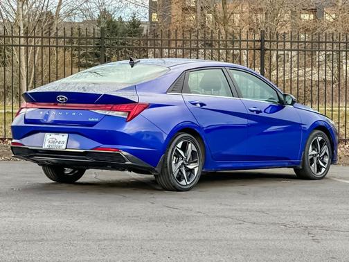 2023 Hyundai ELANTRA HEV Limited