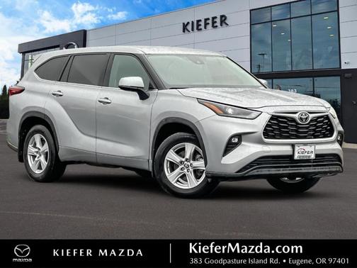 2024 Toyota Highlander LE