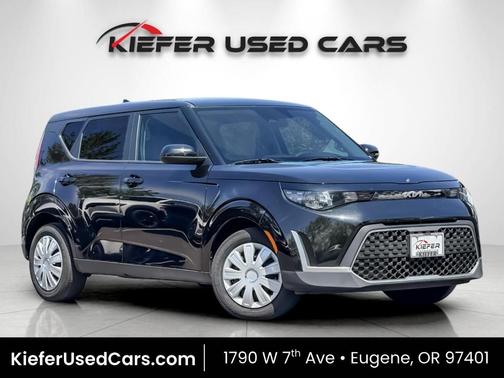 Fusion Orange 2023 Kia Soul LX