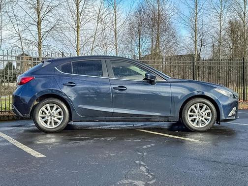 2015 Mazda Mazda3 i Touring