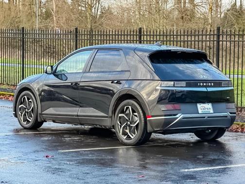2023 Hyundai IONIQ 5 SE
