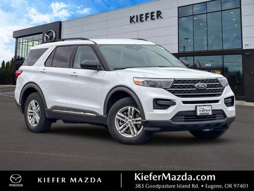 Oxford White 2021 Ford Explorer XLT