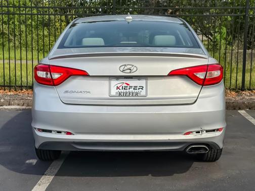 Symphony Silver 2015 Hyundai SONATA SE