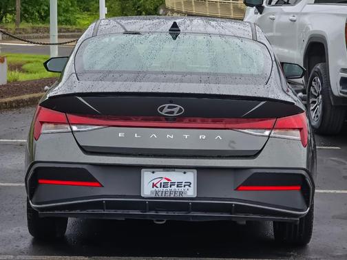 Amazon Gray 2025 Hyundai ELANTRA SEL Sport