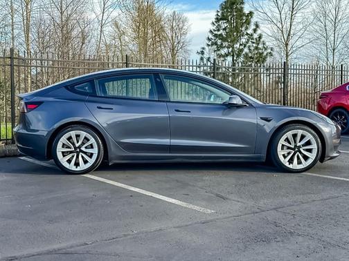 Gray 2021 Tesla Model 3 Long Range