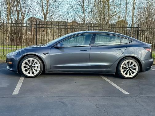 Gray 2021 Tesla Model 3 Long Range