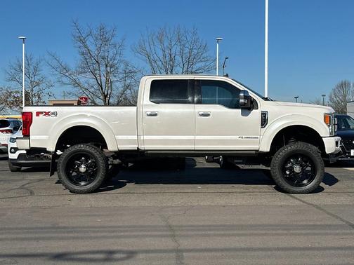 White Platinum Tri-Coat Metallic 2019 Ford F-350 Platinum