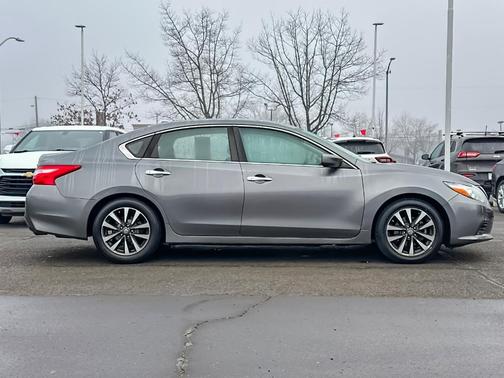 2017 Nissan Altima 2.5 SV