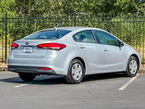 Silky Silver 2017 Kia Forte LX