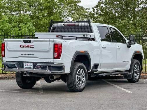 Summit White 2022 GMC Sierra 3500 SLE