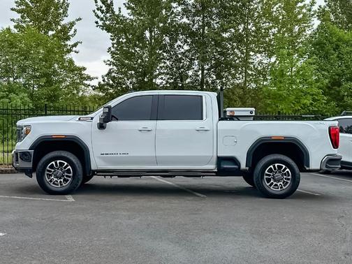 Summit White 2022 GMC Sierra 3500 SLE