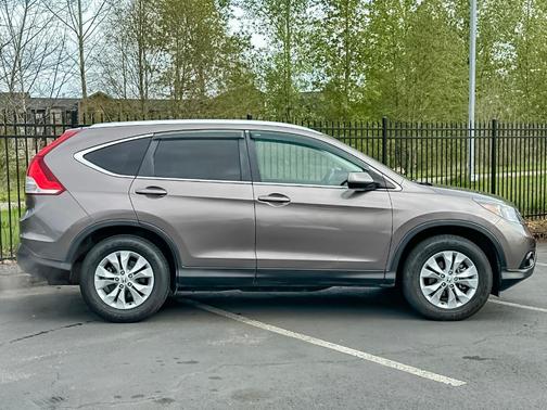 Urban Titanium Metallic 2014 Honda CR-V EX-L