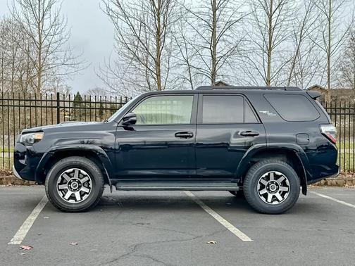 2024 Toyota 4Runner TRD Off Road Premium