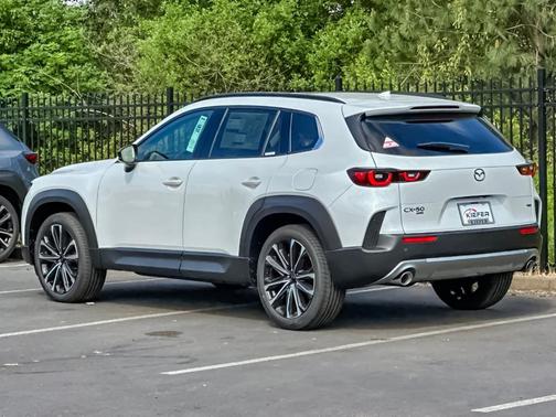 Wind Chill Pearl 2026 Mazda CX-50 2.5 TURBO PREMIUM PLUS