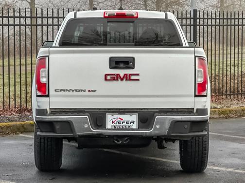 2020 GMC Canyon SLE