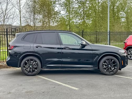 Black Sapphire Metallic 2022 BMW X3 xDrive30i