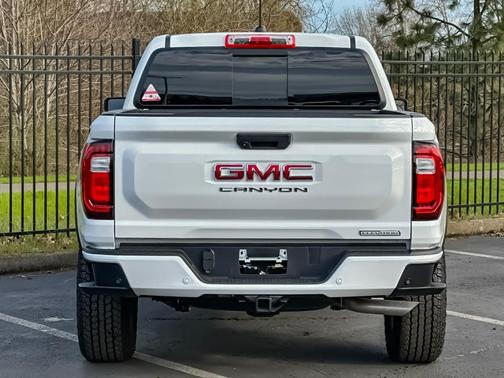 Summit White 2025 GMC Canyon Elevation