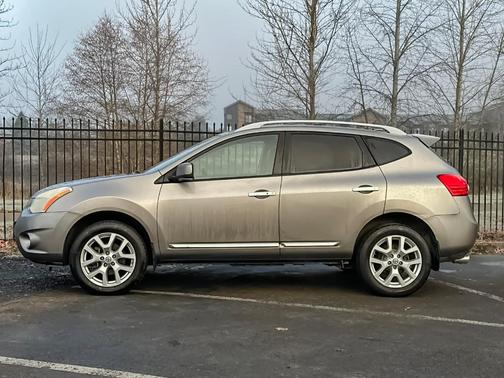 2011 Nissan Rogue SV