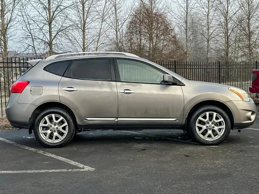 2011 Nissan Rogue SV