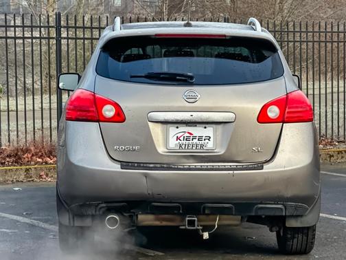 2011 Nissan Rogue SV