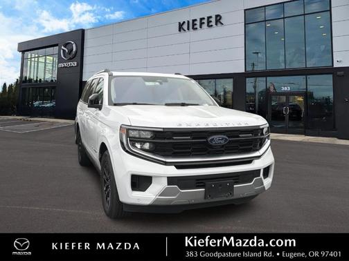 Oxford White 2025 Ford Expedition Platinum