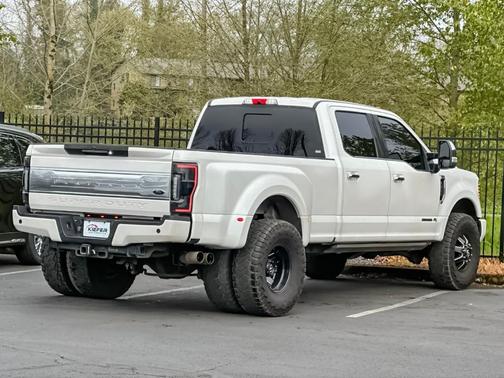 2017 Ford F-350 Platinum