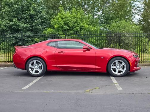 Garnet Red Tintcoat 2018 Chevrolet Camaro 1LT