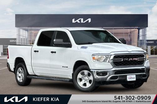 Bright White Clearcoat 2023 RAM 1500 Big Horn