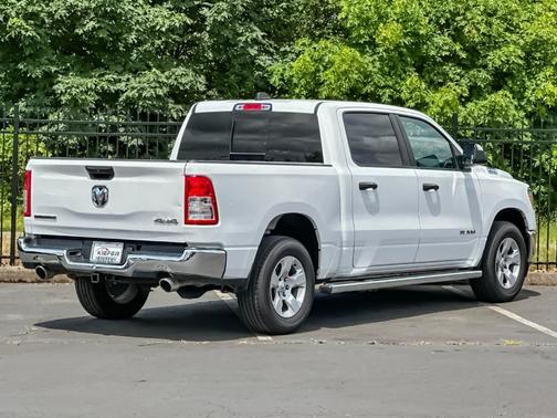 Bright White Clearcoat 2023 RAM 1500 Big Horn