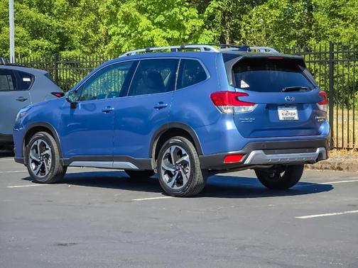 Horizon Blue Pearl 2024 Subaru Forester Touring