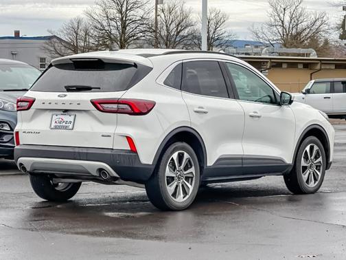 2023 Ford Escape Platinum