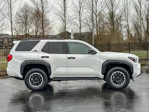 2025 Toyota 4Runner Sport