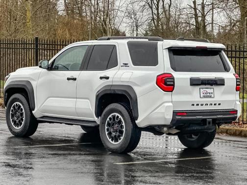 2025 Toyota 4Runner Sport
