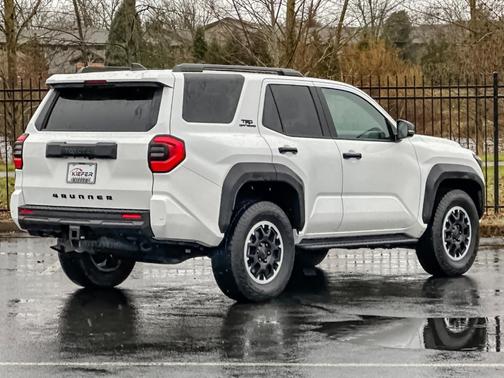 2025 Toyota 4Runner Sport