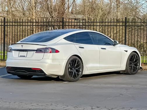 2021 Tesla Model S Long Range