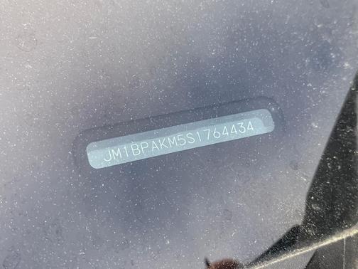 Machine Gray Metallic 2025 Mazda Mazda3 FWD w/Select Package