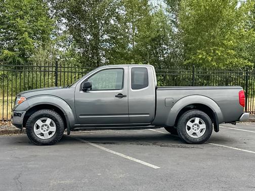 Storm Gray 2007 Nissan Frontier SE King Cab