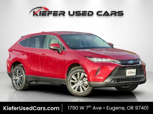 Ruby Flare Pearl 2022 Toyota Venza LE
