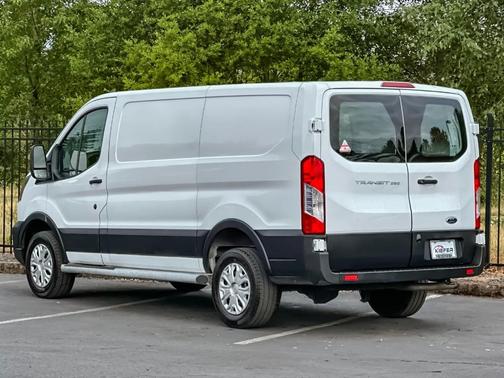Oxford White 2025 Ford Transit-250 Base